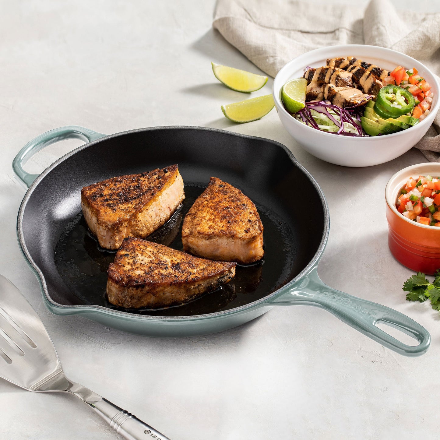 Le Creuset Signature Cast Iron 9" Sea Salt Iron Handle Skillet