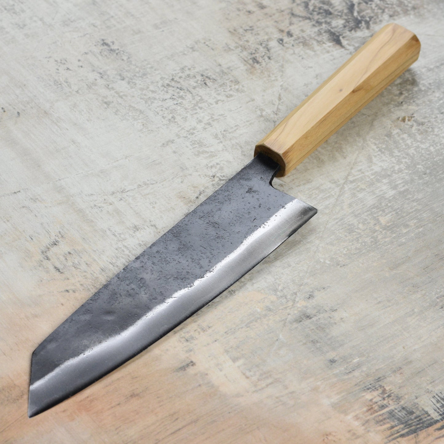 Hatsukokoro Kurogane Aogami #2 Kurouchi 8.25" Kiritsuke Gyuto, Olivewood