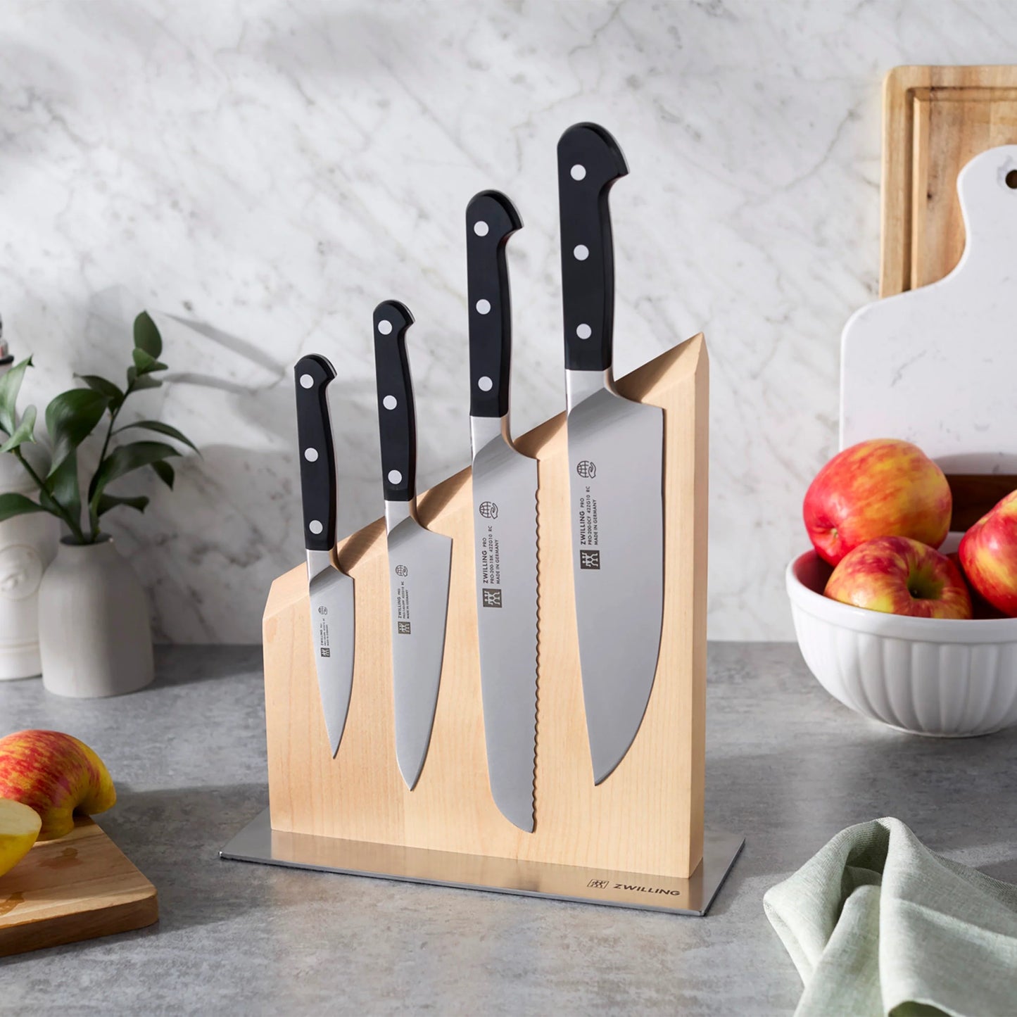 Zwilling Magnetic Knife Block, Natural