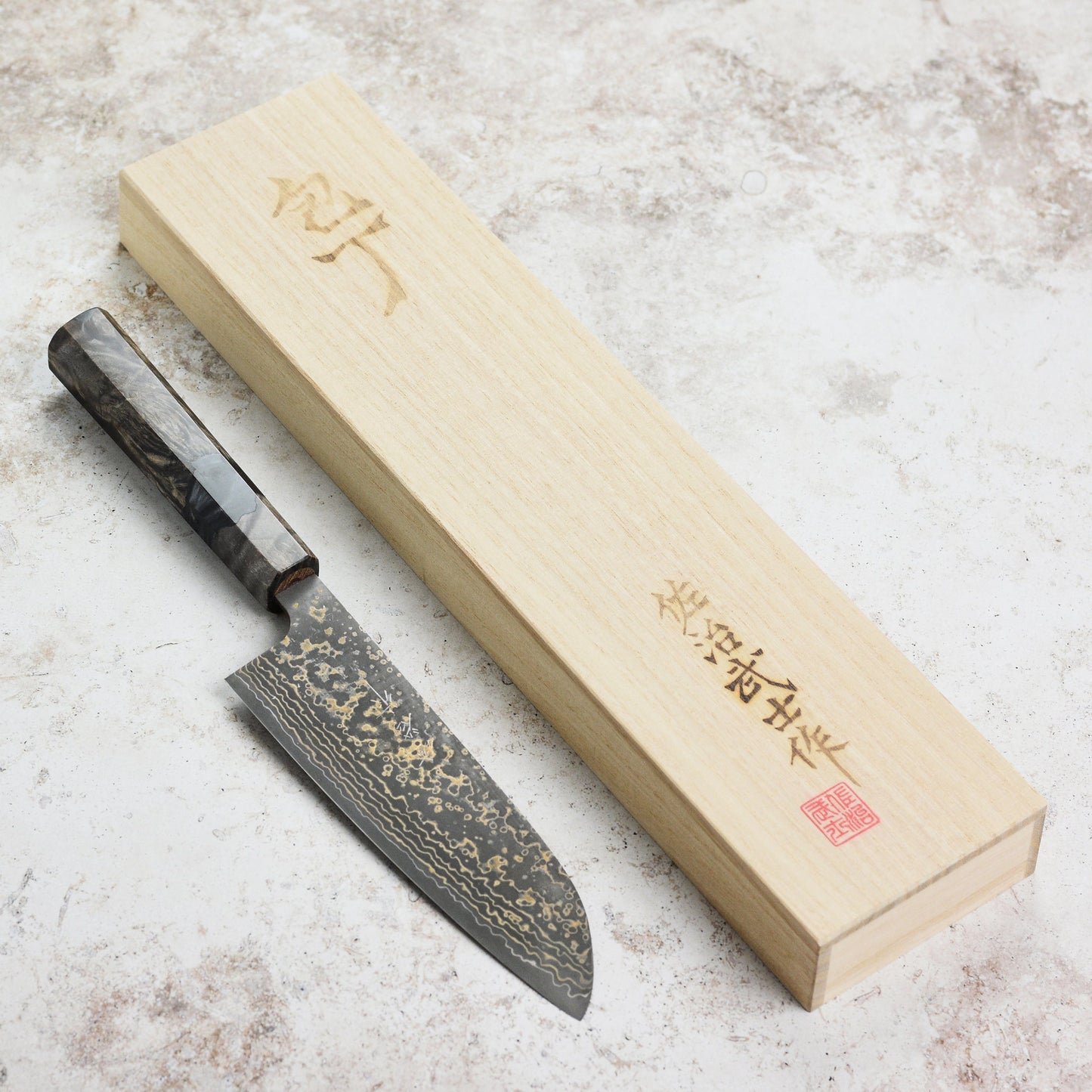 Saji Black Gold Damascus 6.5" Santoku, Stabilized Birch
