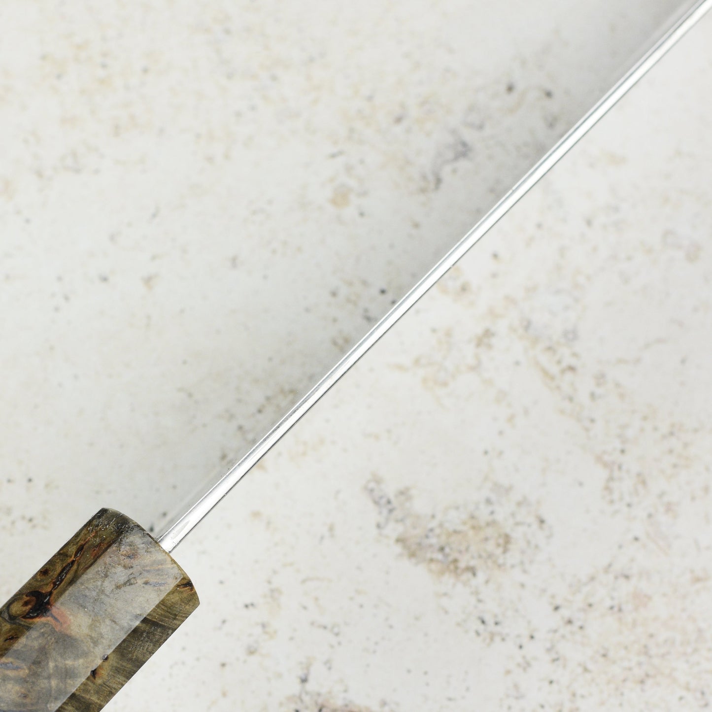 Hatsukokoro Ryuhyo SG2 Damascus 7" Bunka, Stabilized Birch