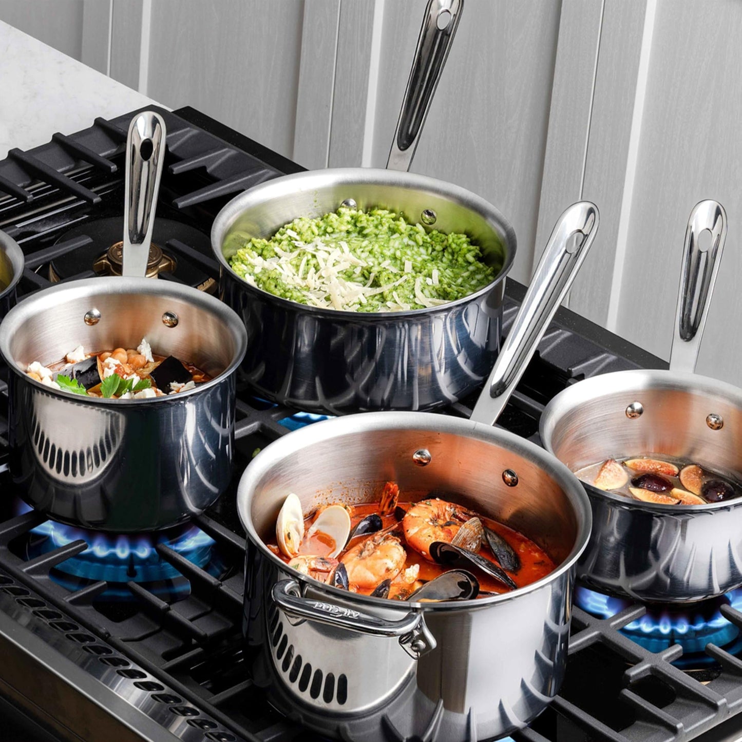 All-Clad d3 Stainless 4-quart Saucepan with Helper Handle