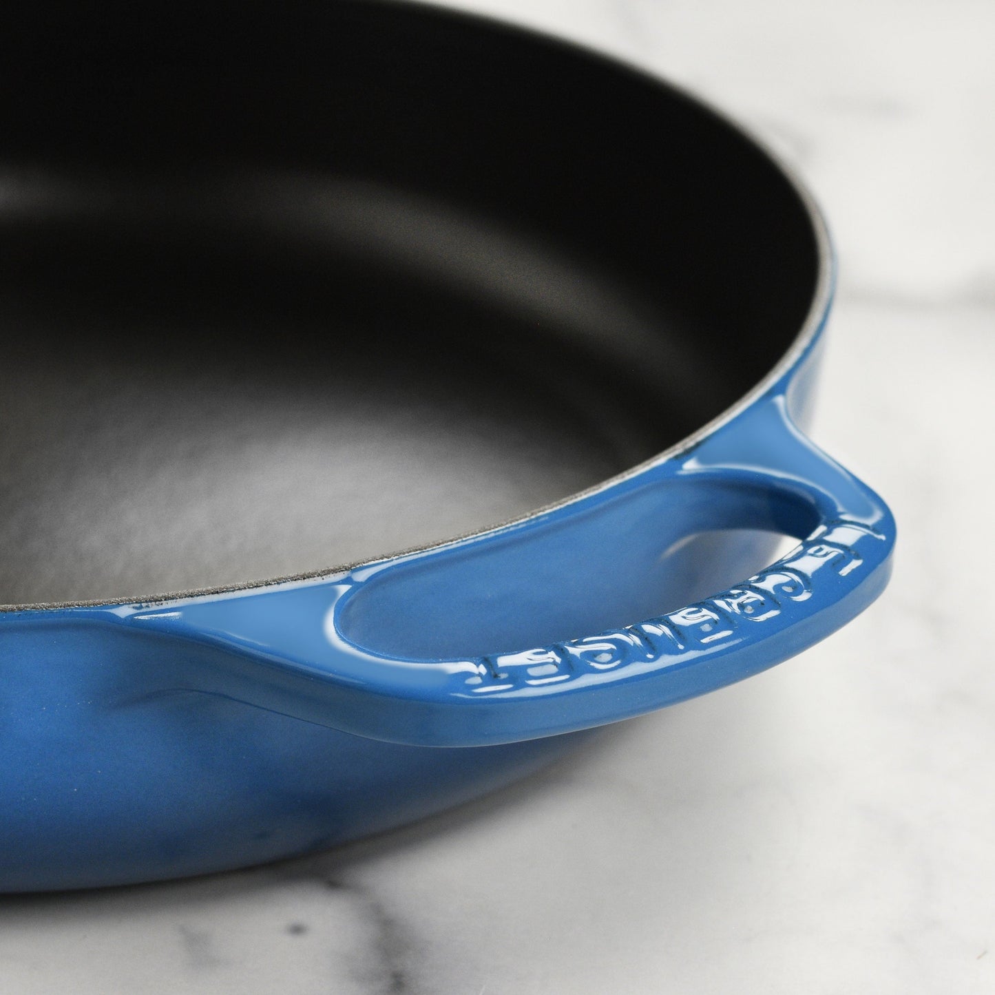Le Creuset Signature Cast Iron 11" Marseille Everyday Pan