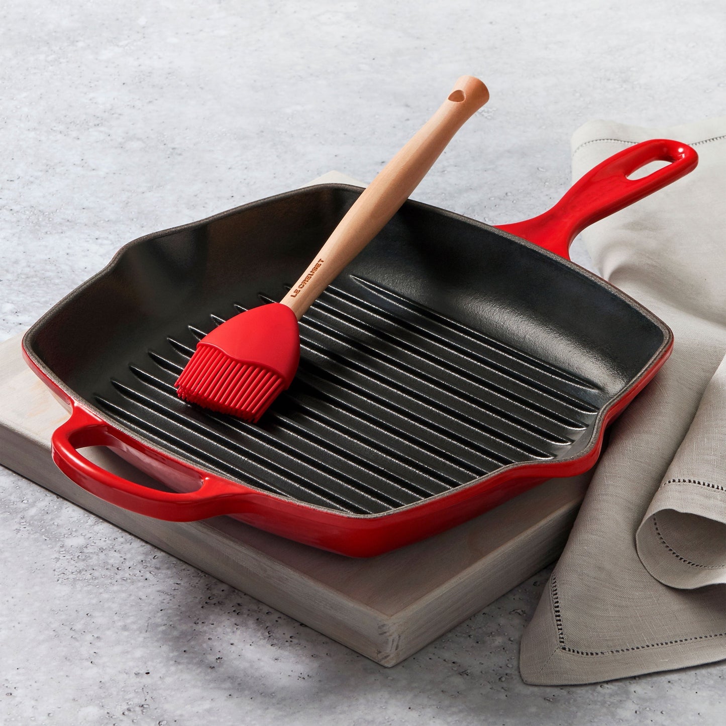 Le Creuset Signature Cast Iron 10.25" Cerise Square Grill Pan