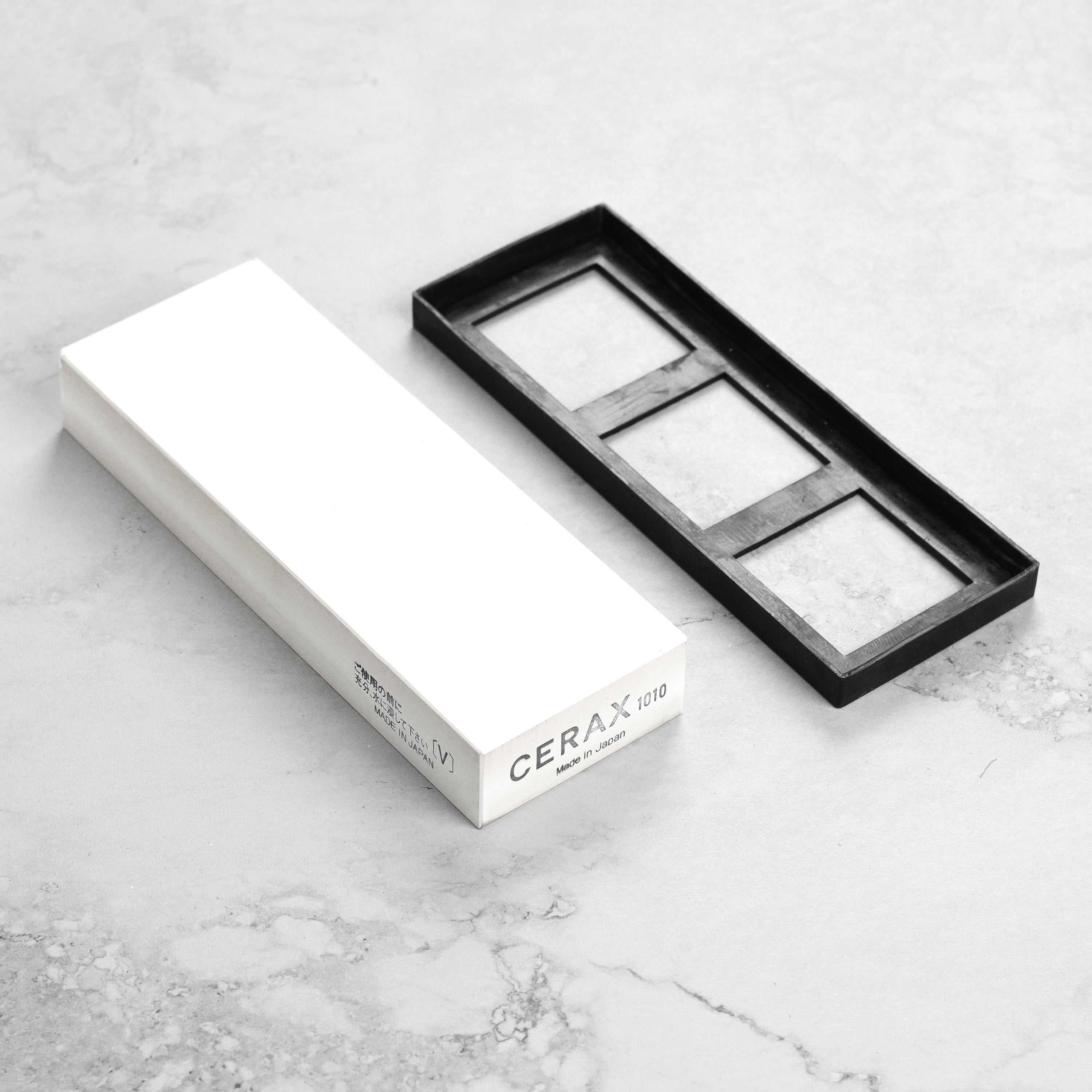 Suehiro Cerax 1000/Rika 5000 Whetstone Bundle