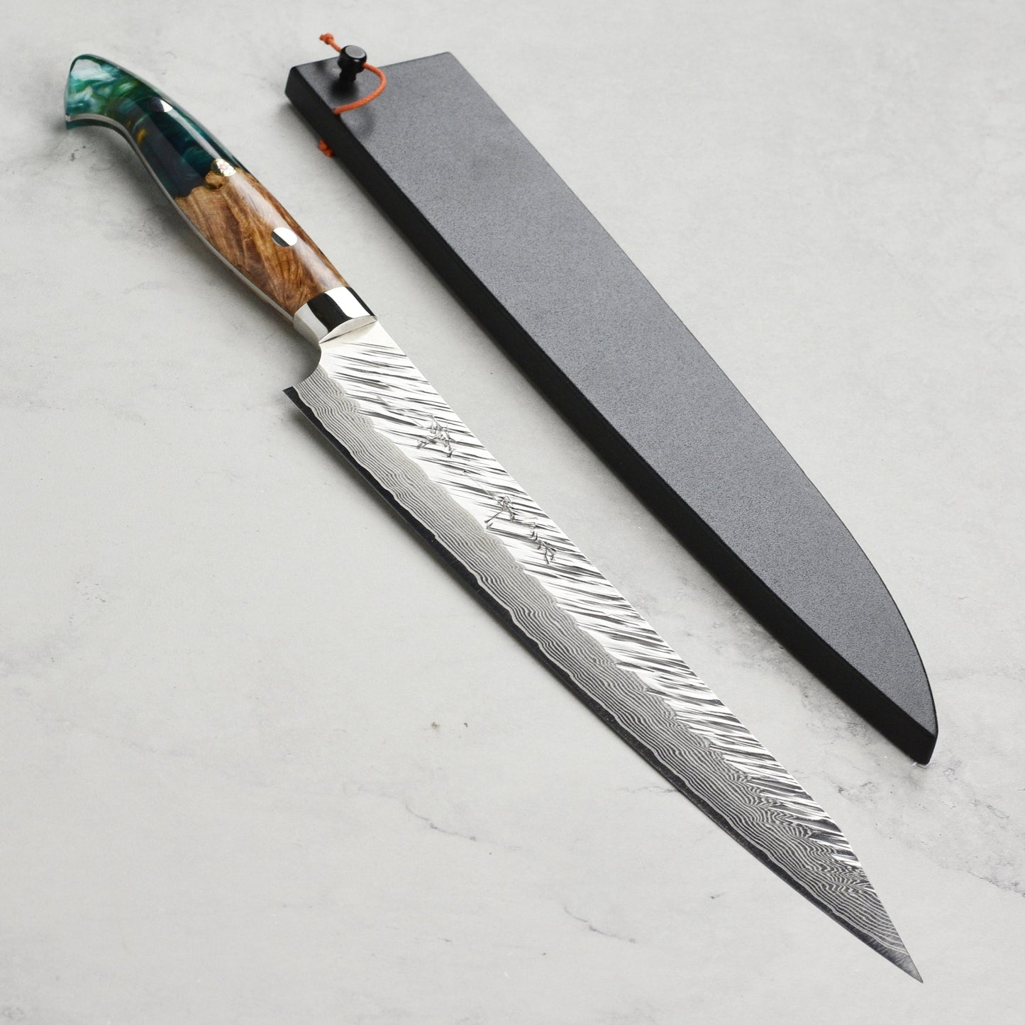 Kurosaki Fujin Forged SG2 Damascus 9.4" Sujihiki with Saya