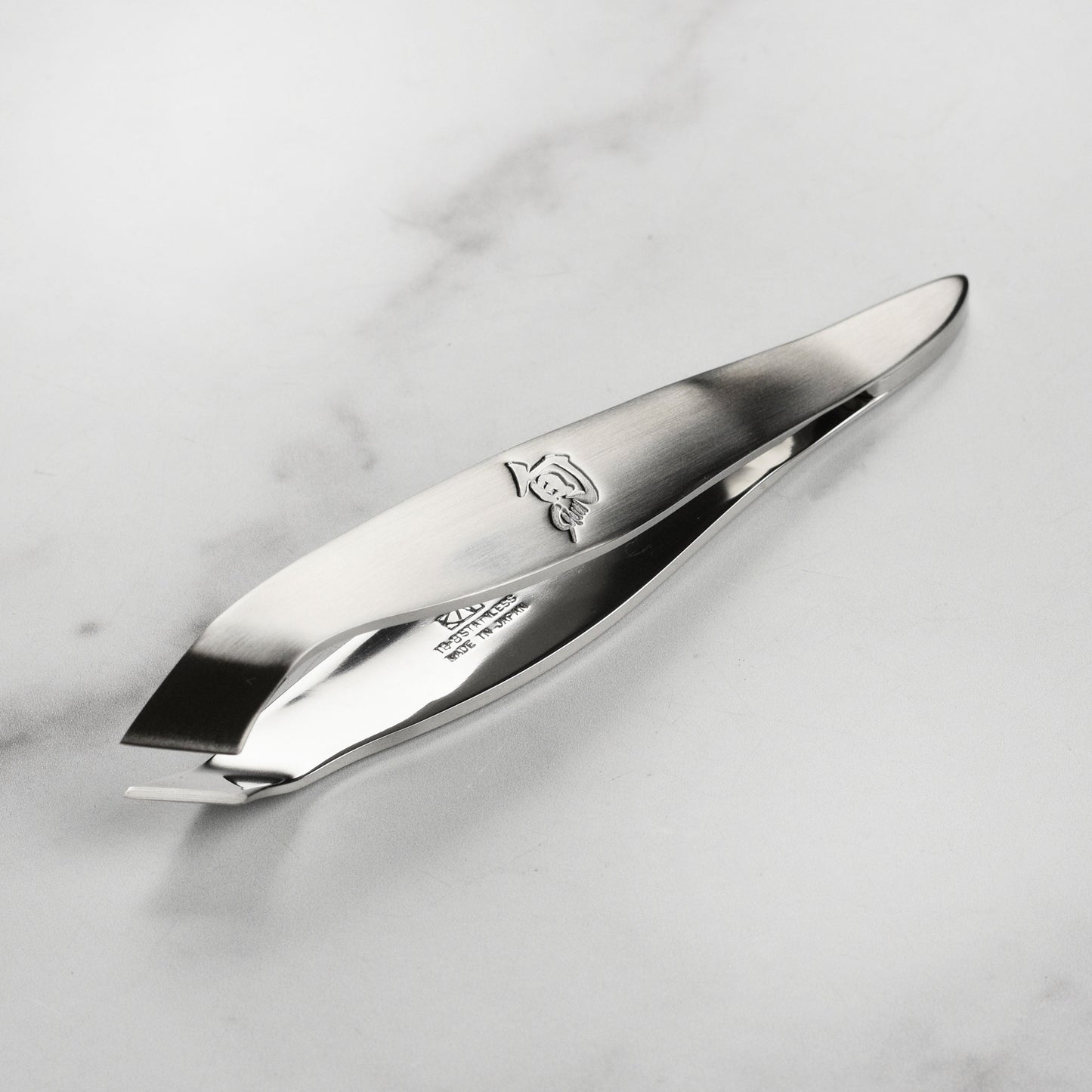 Shun 5.5" Fish Bone Tweezers