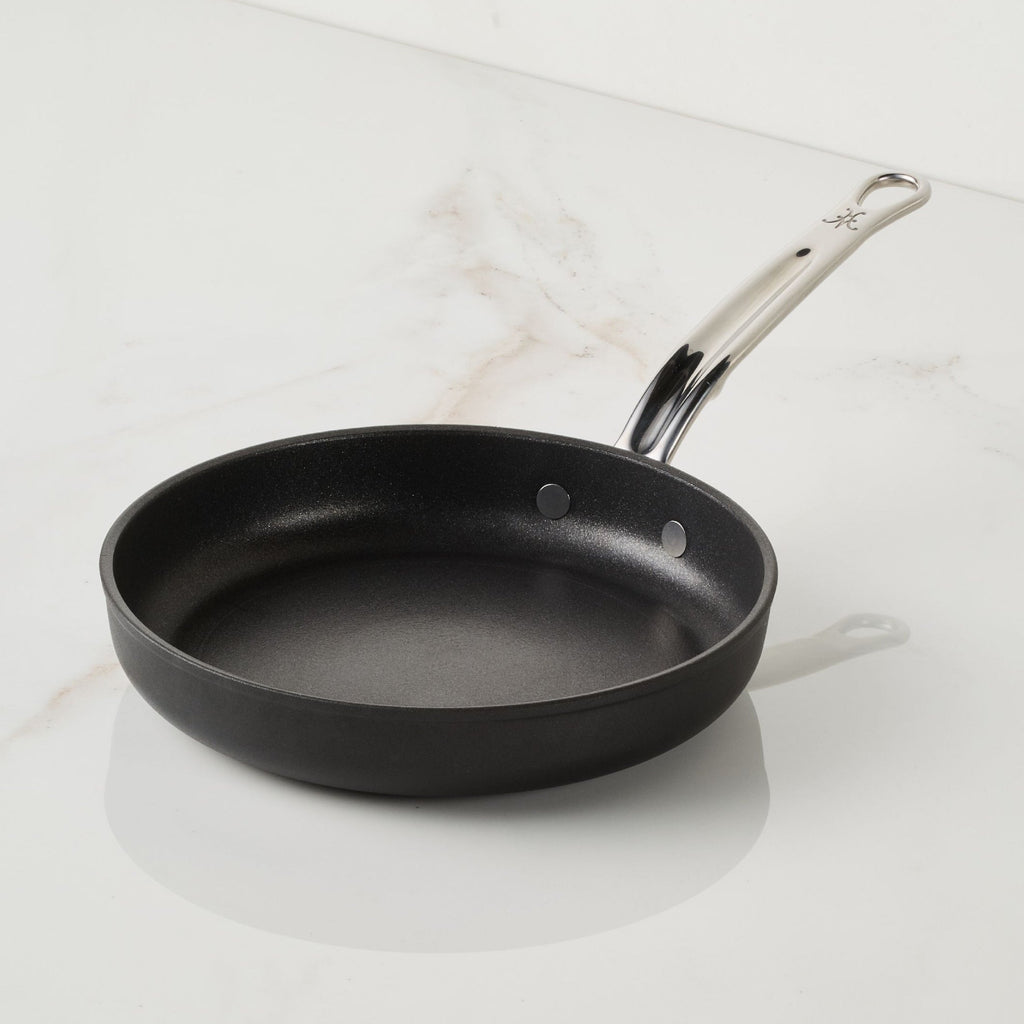 Hestan Titum Fusion 8" Nonstick Skillet