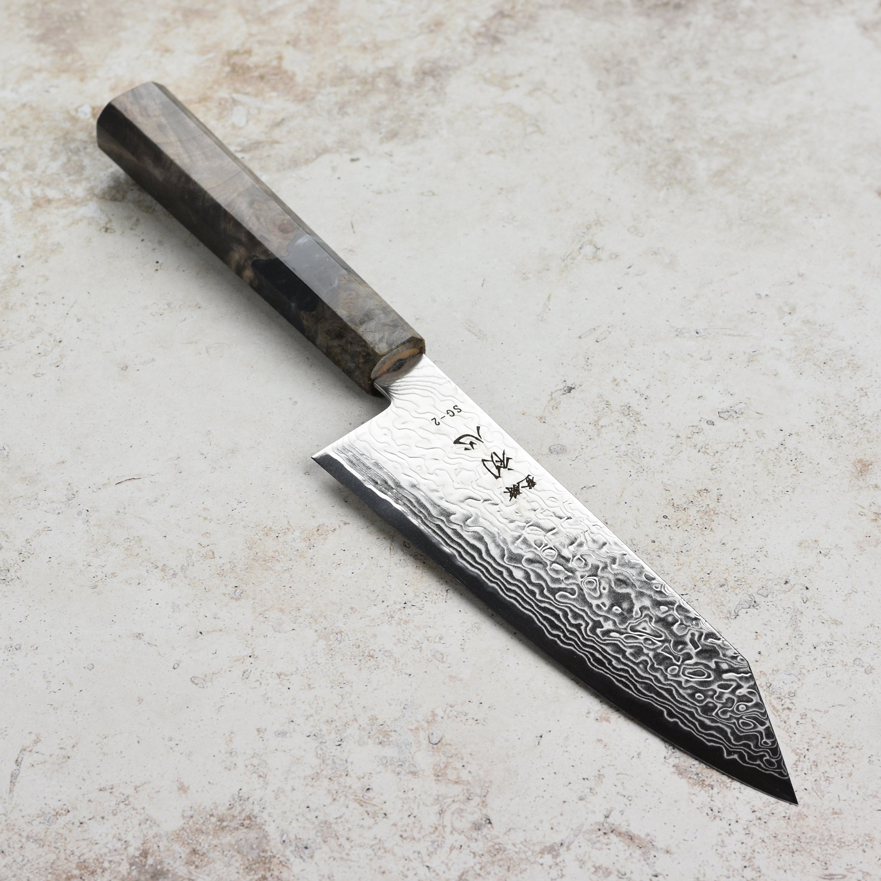 Hatsukokoro Ryuhyo SG2 Damascus 7" Bunka, Stabilized Birch