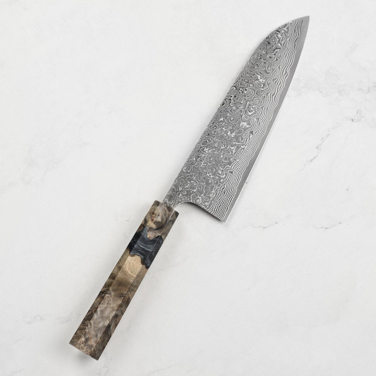 Saji SG2 Black Damascus 7" Santoku, Stabilized Birch