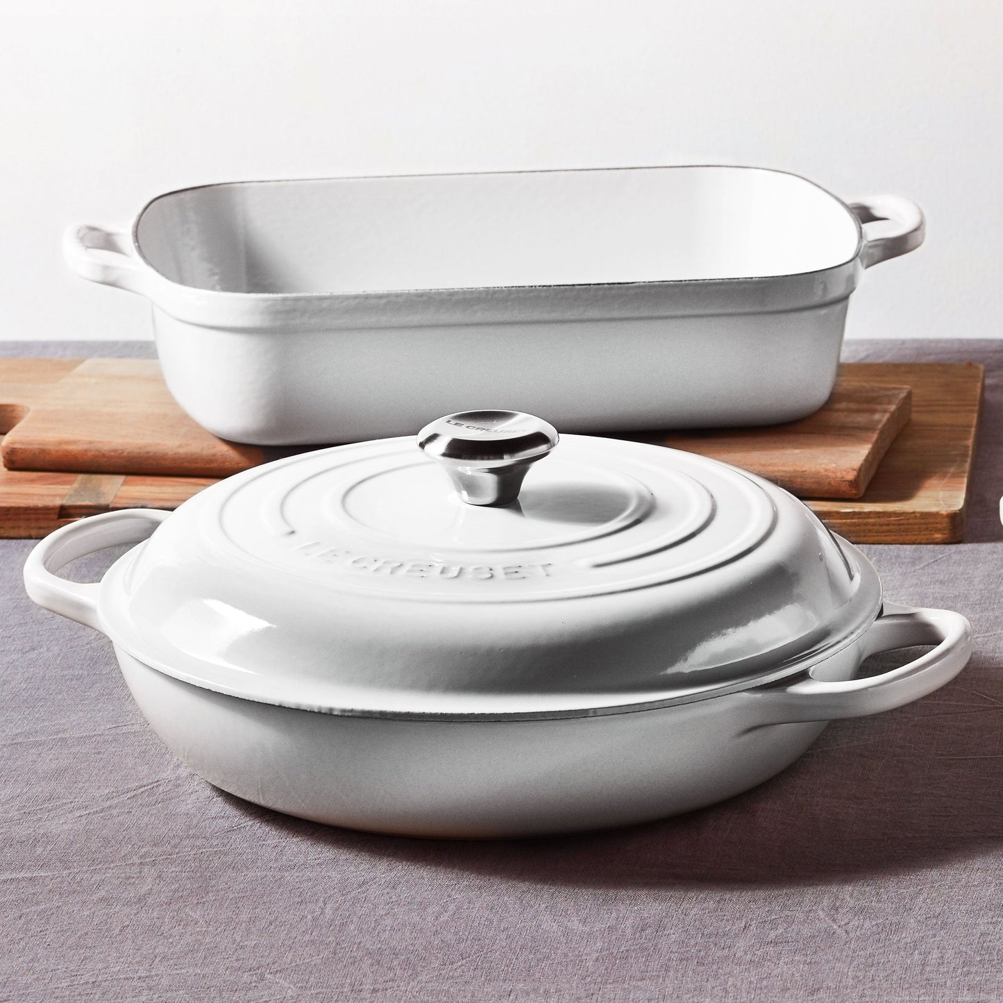 Le Creuset Signature Cast Iron 3.5-quart White Braiser