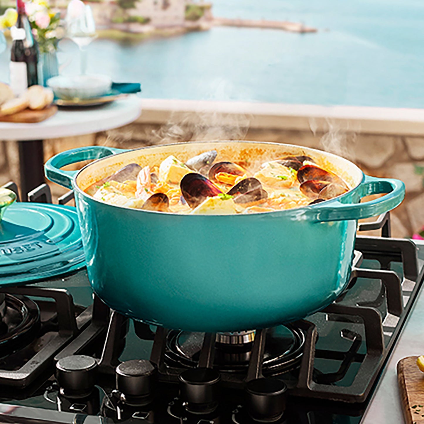 Le Creuset Signature Cast Iron 7.25-quart Bleu Riviera Round Dutch Oven