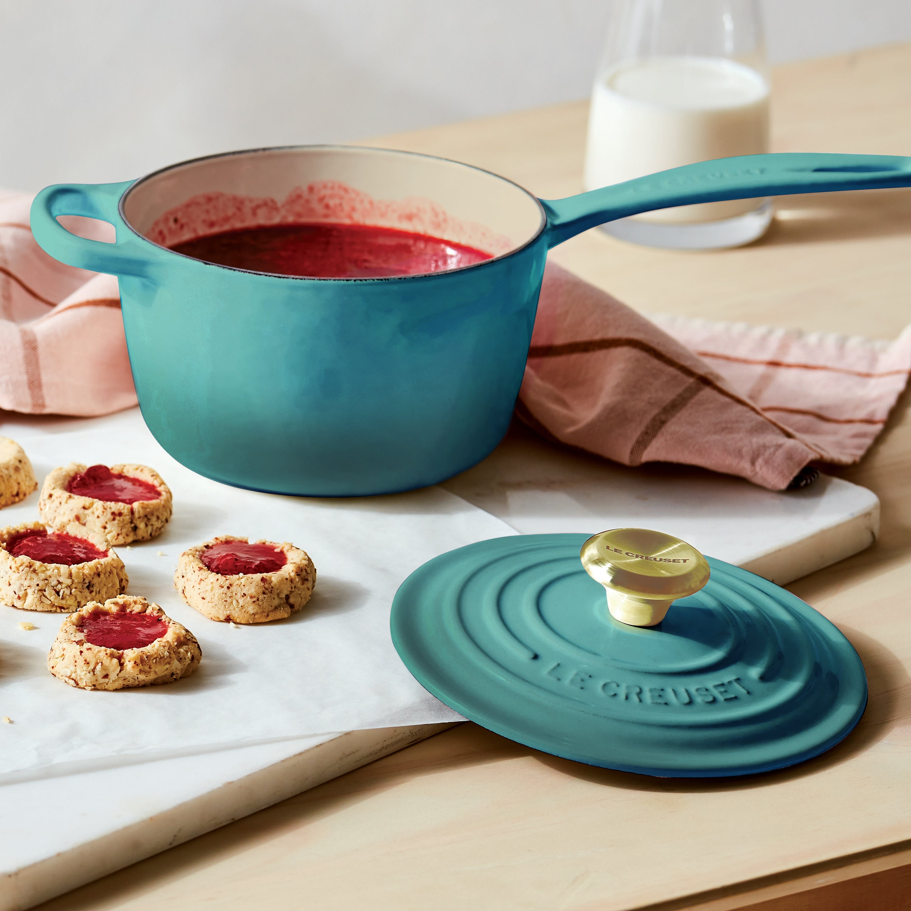 Le Creuset Signature Cast Iron 1.75-quart Bleu Riviera Saucepan