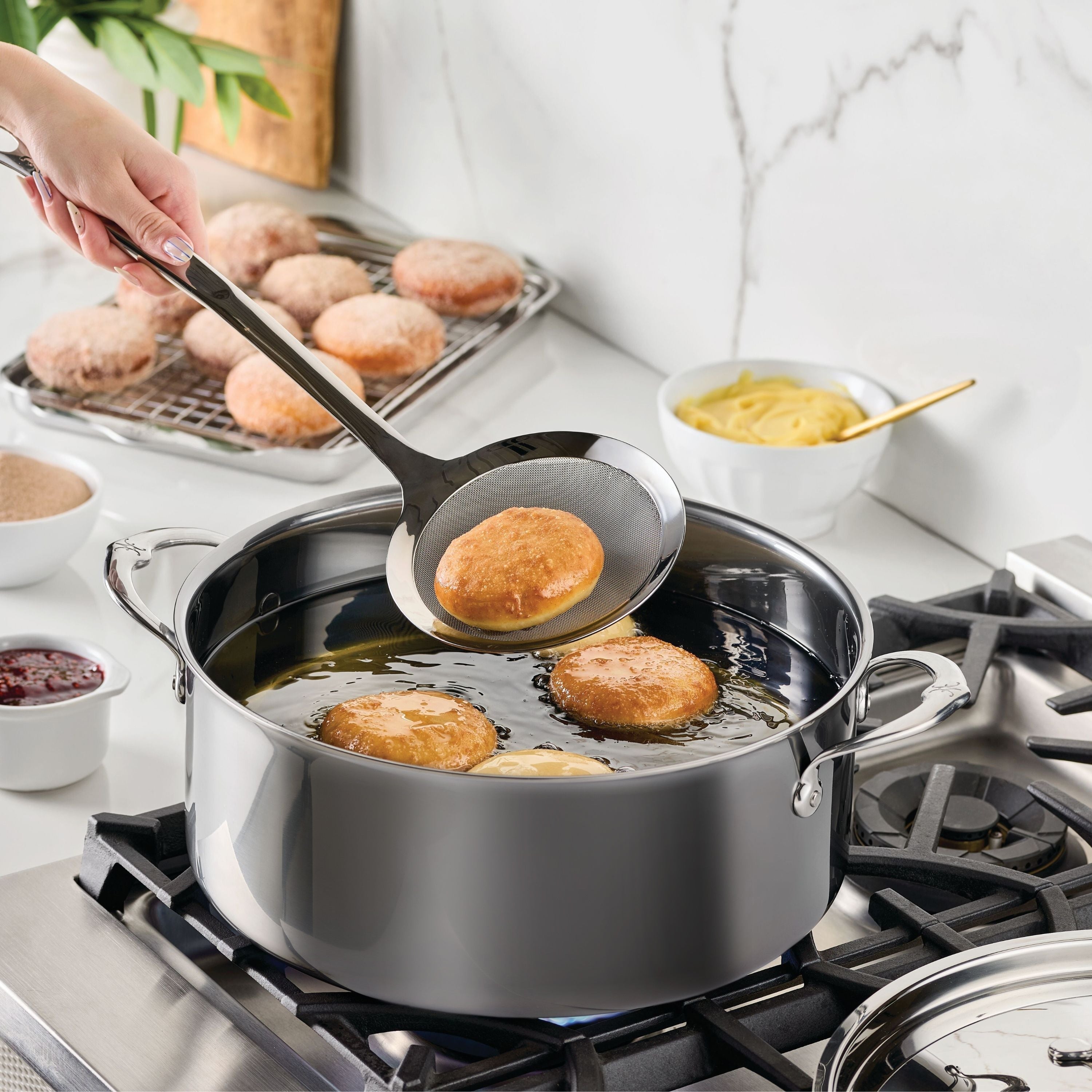 Hestan NanoBond 9-quart Titanium Stainless Steel Rondeau
