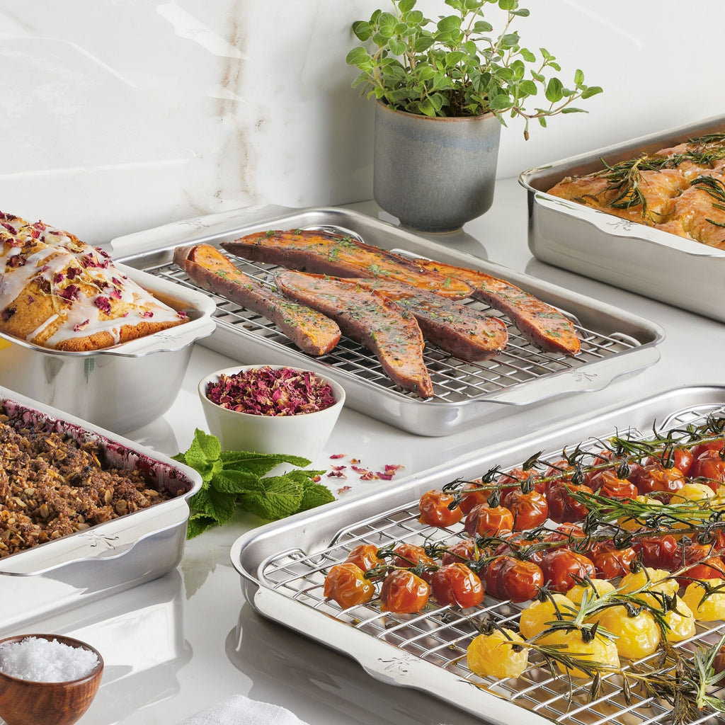 Hestan OvenBond Tri-Ply Half Sheet Pan, Set of 2 with Racks
