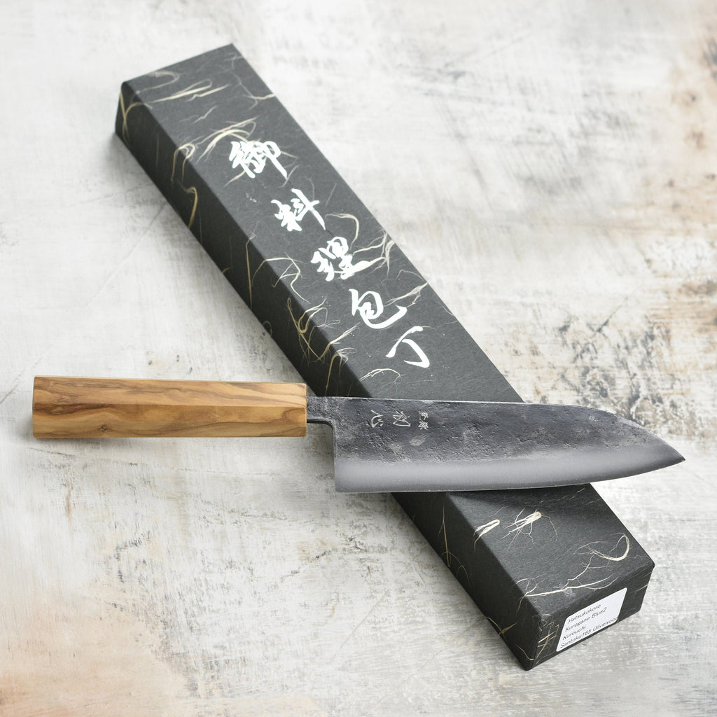 Hatsukokoro Kurogane Aogami #2 Kurouchi 6.5" Santoku, Olivewood