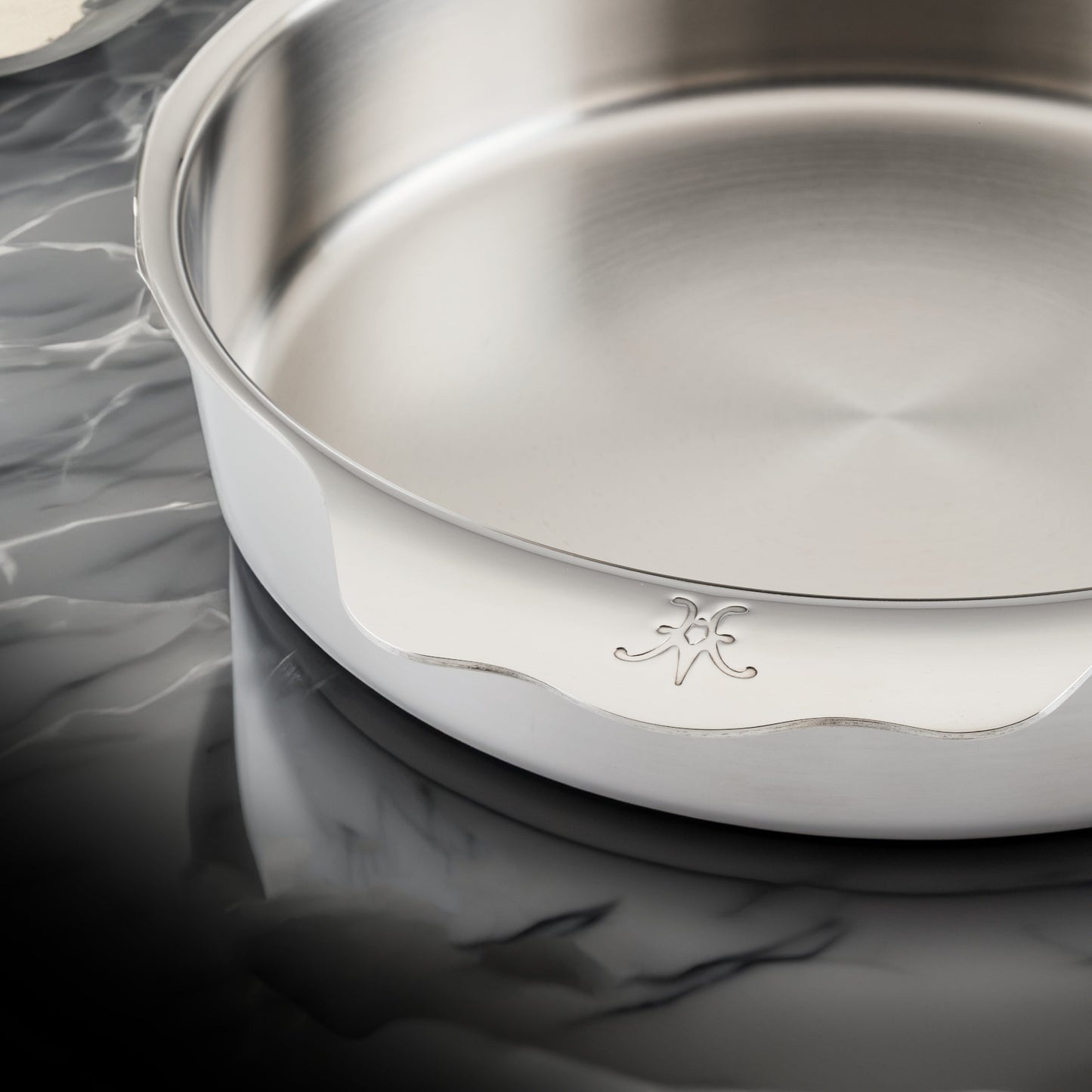 Hestan OvenBond Tri-Ply 9" Round Baker