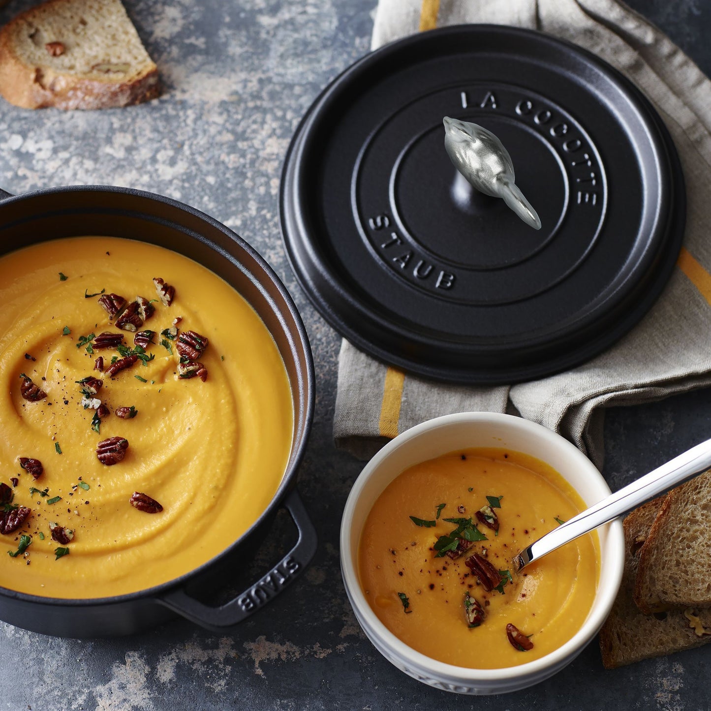 Staub Rooster Knob