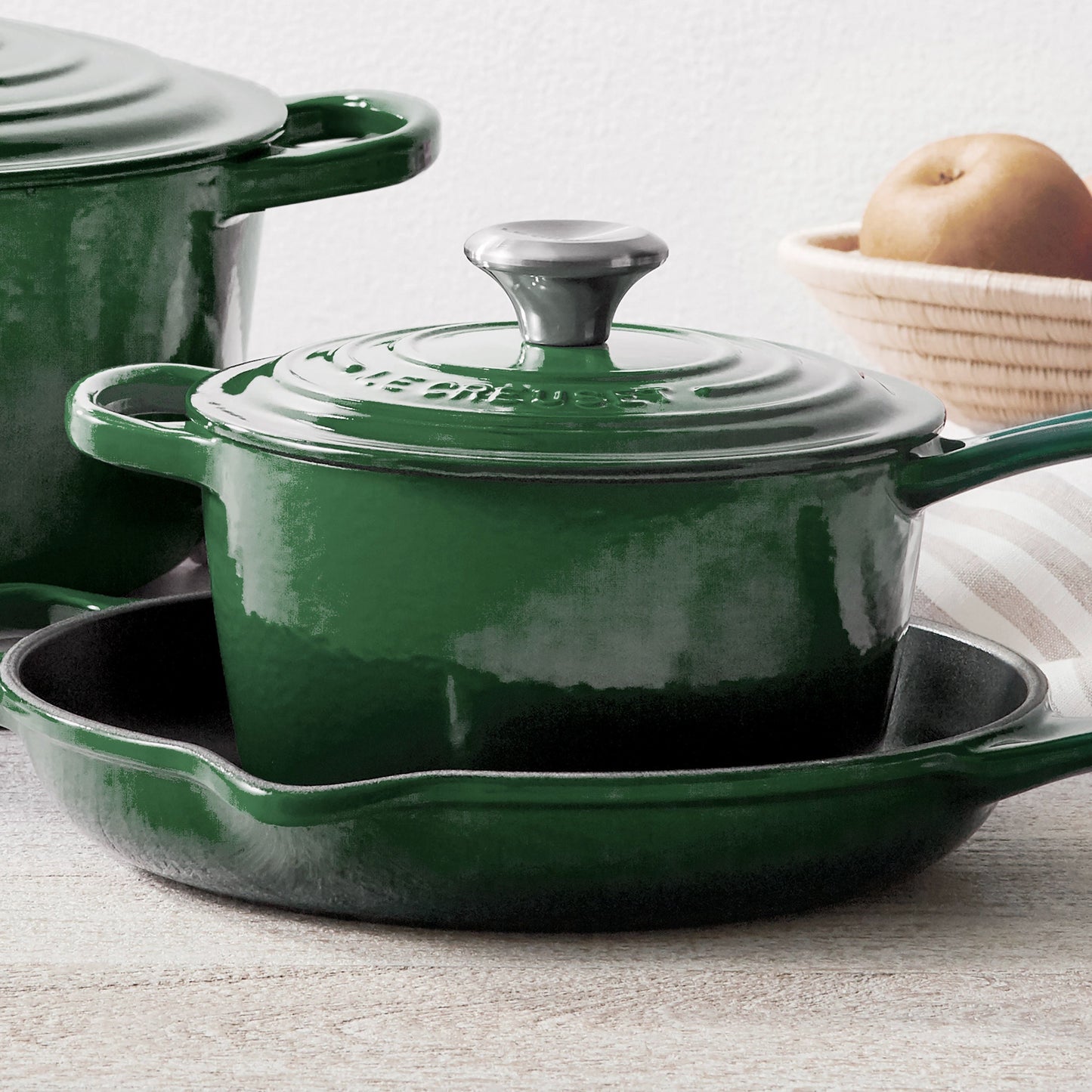 Le Creuset Signature Cast Iron 1.75-quart Artichaut Saucepan