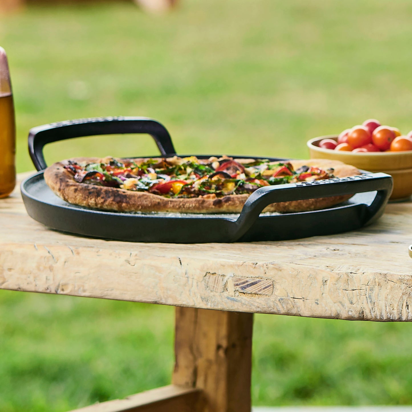 Le Creuset Alpine Outdoor Cast Iron 15" Pizza Pan