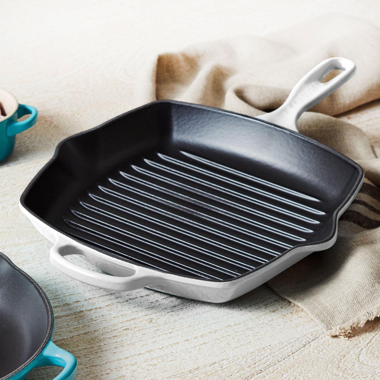 Le Creuset Signature Cast Iron 10.25" White Square Grill Pan