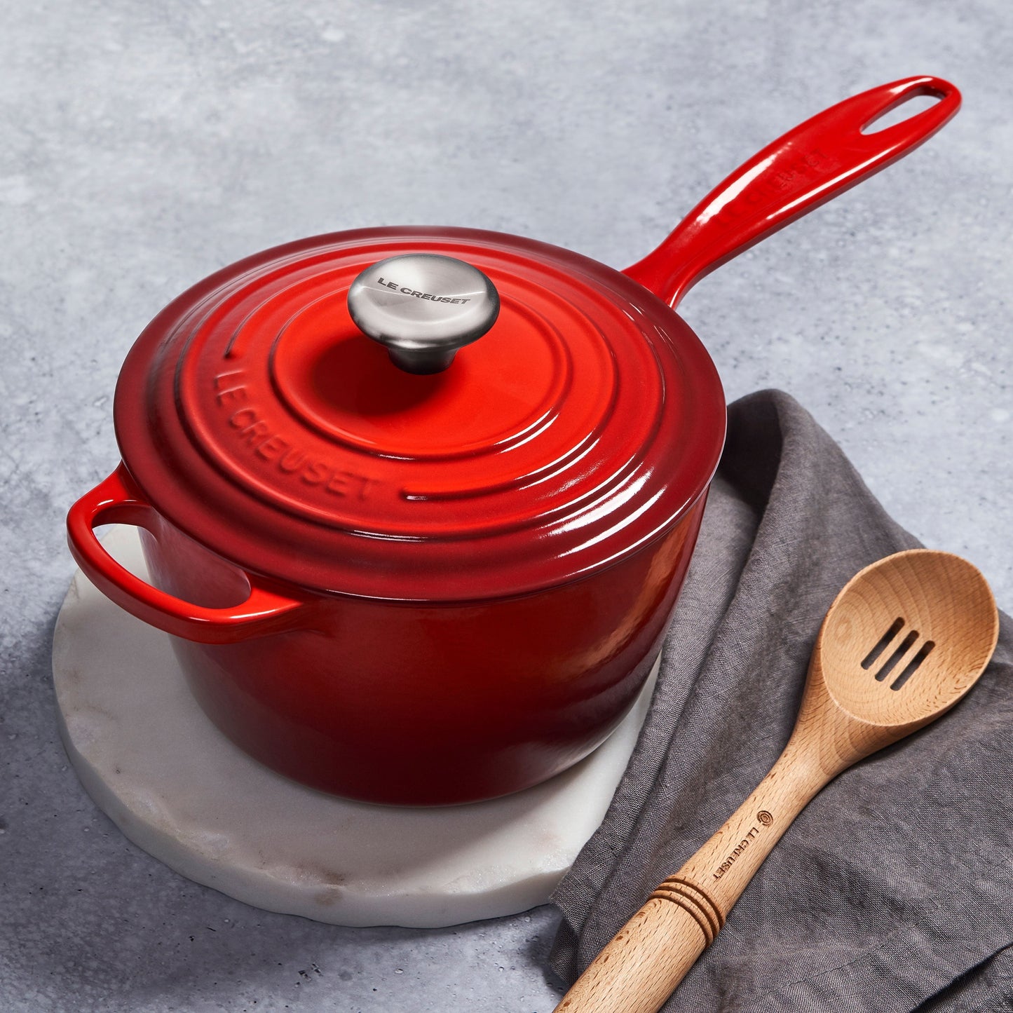 Le Creuset Signature Cast Iron 2.25-quart Cerise Saucepan