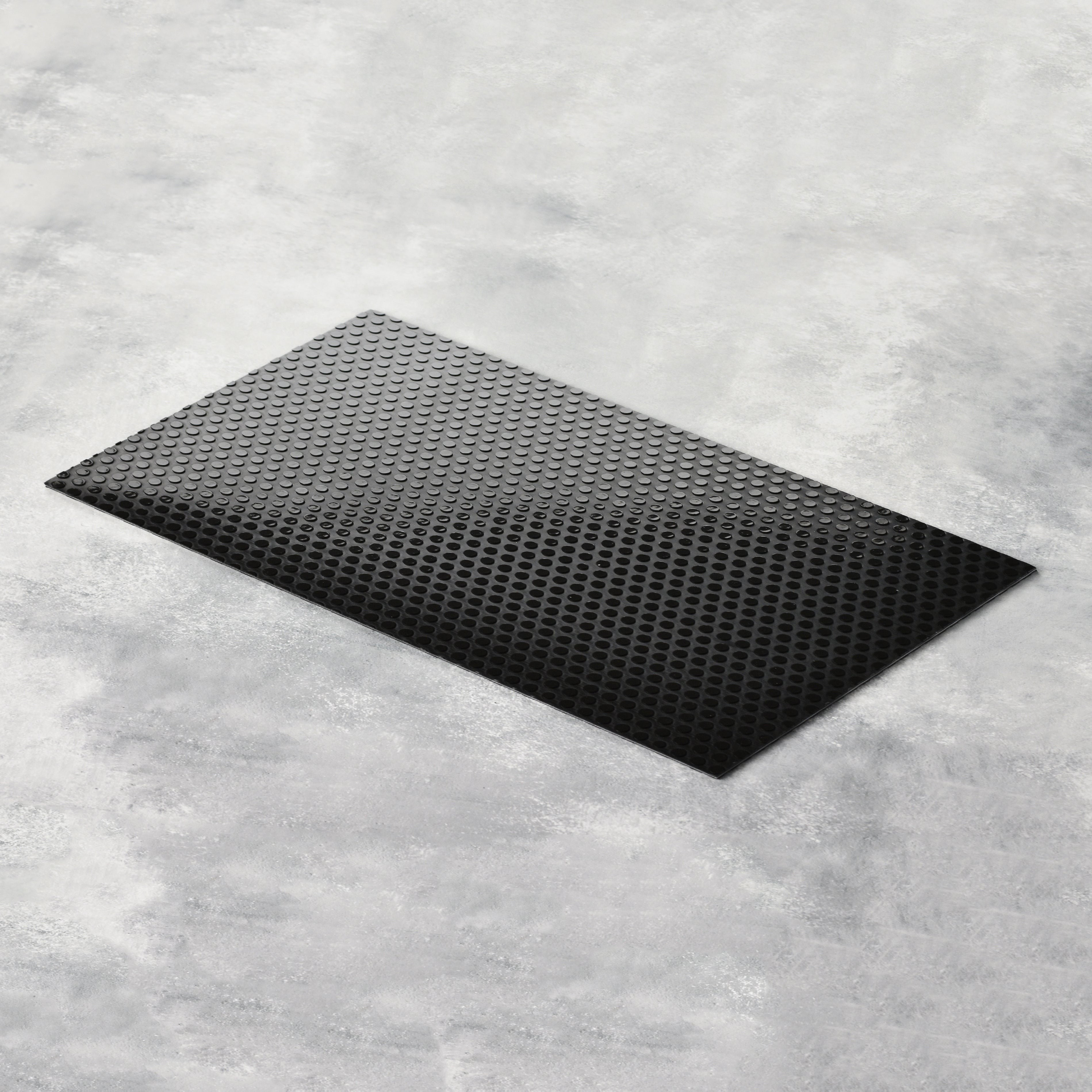 Hasegawa Black Non-Slip Mat, 15.7 x 7.9"