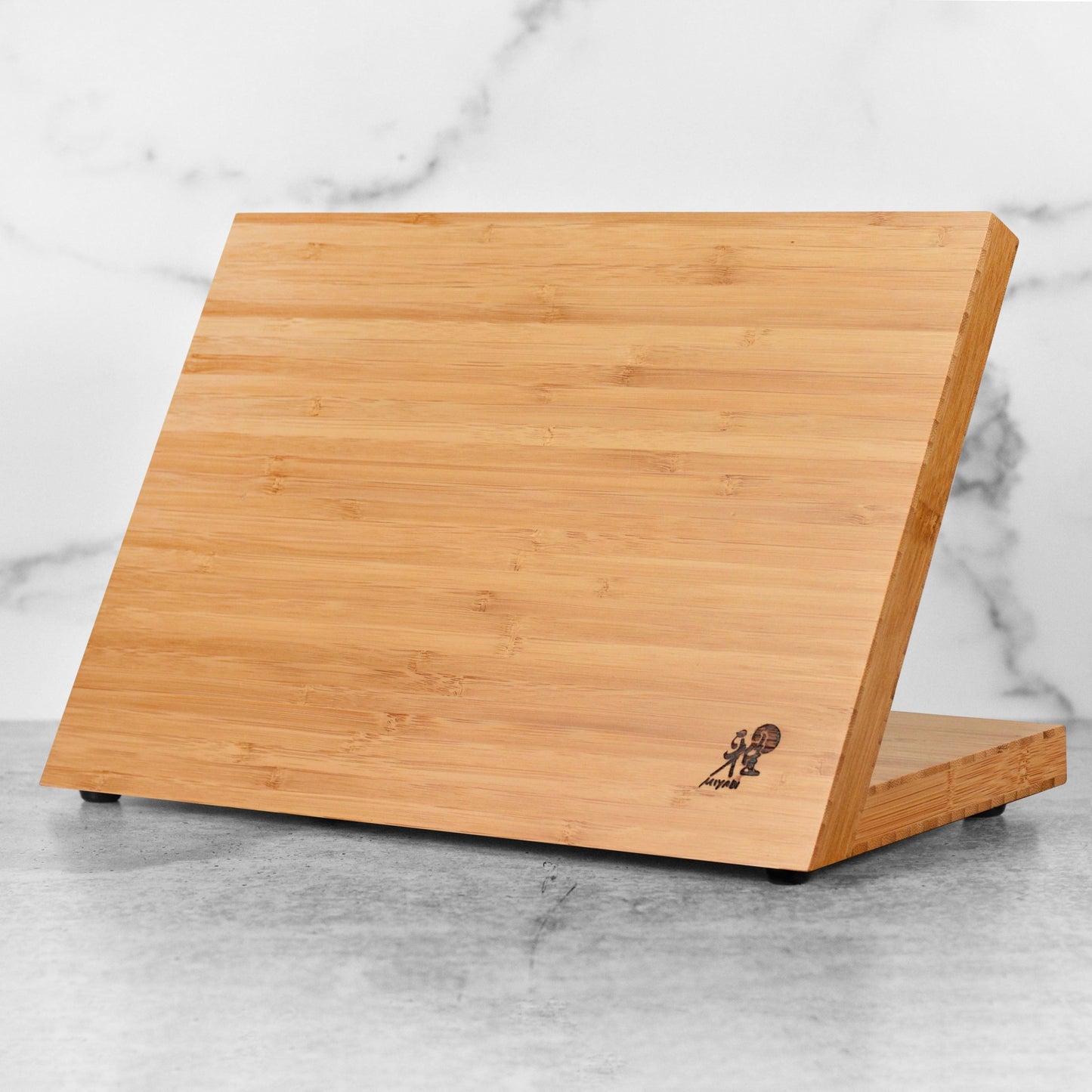 Miyabi Black 8 Piece Magnetic Easel Knife Set