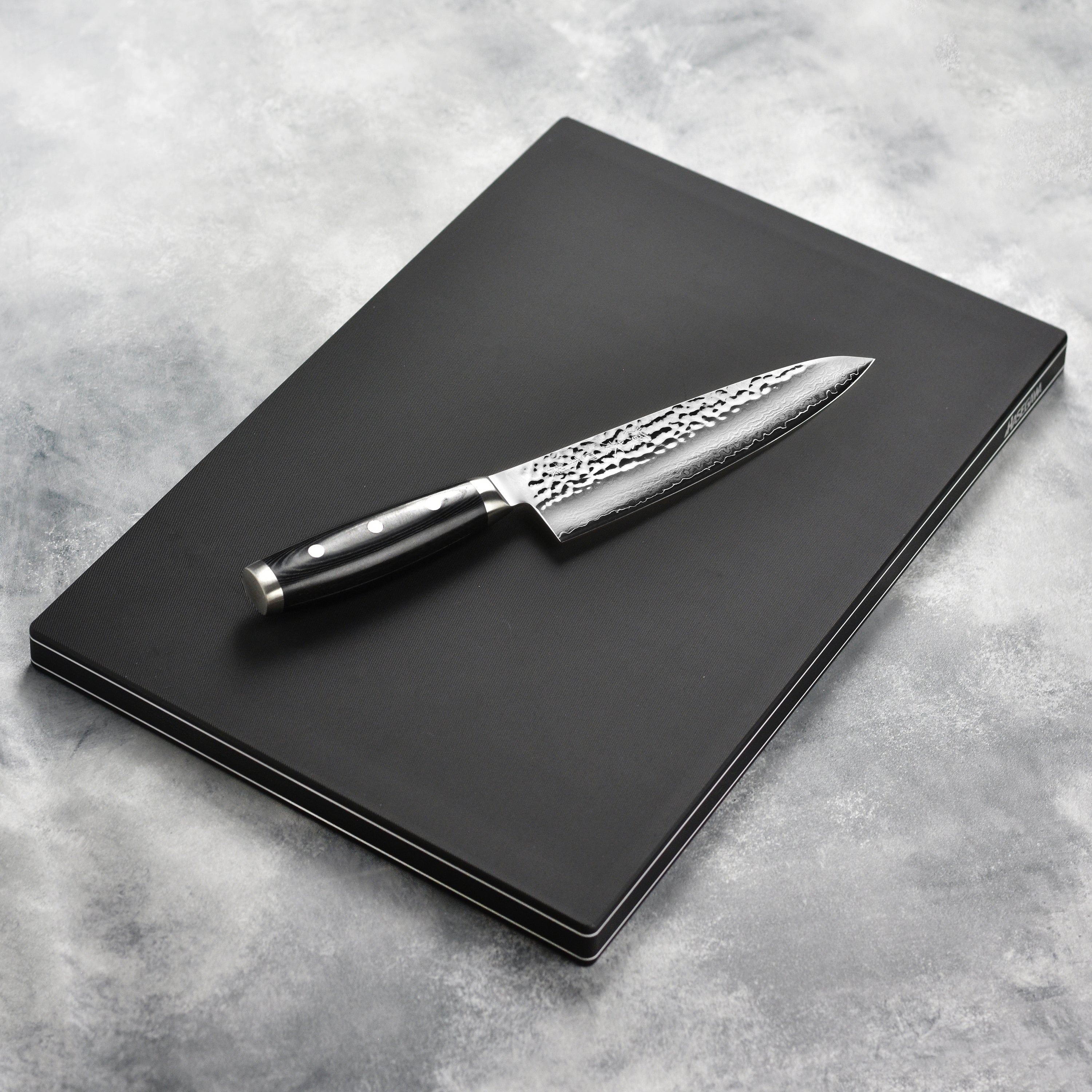 Hasegawa Pro-PE Black Cutting Board, 23.6 x 15.7"