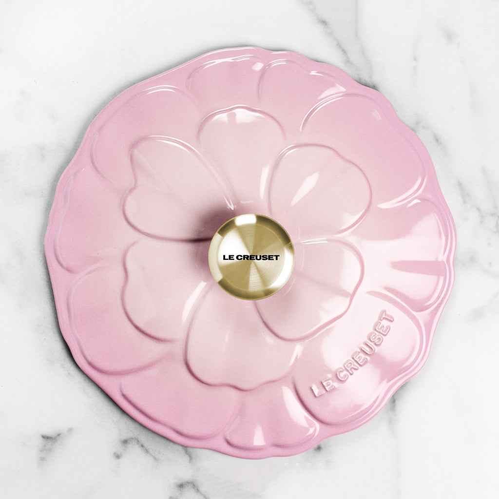 Le Creuset Signature Cast Iron 2.25-quart Chiffon Pink Petal Braiser