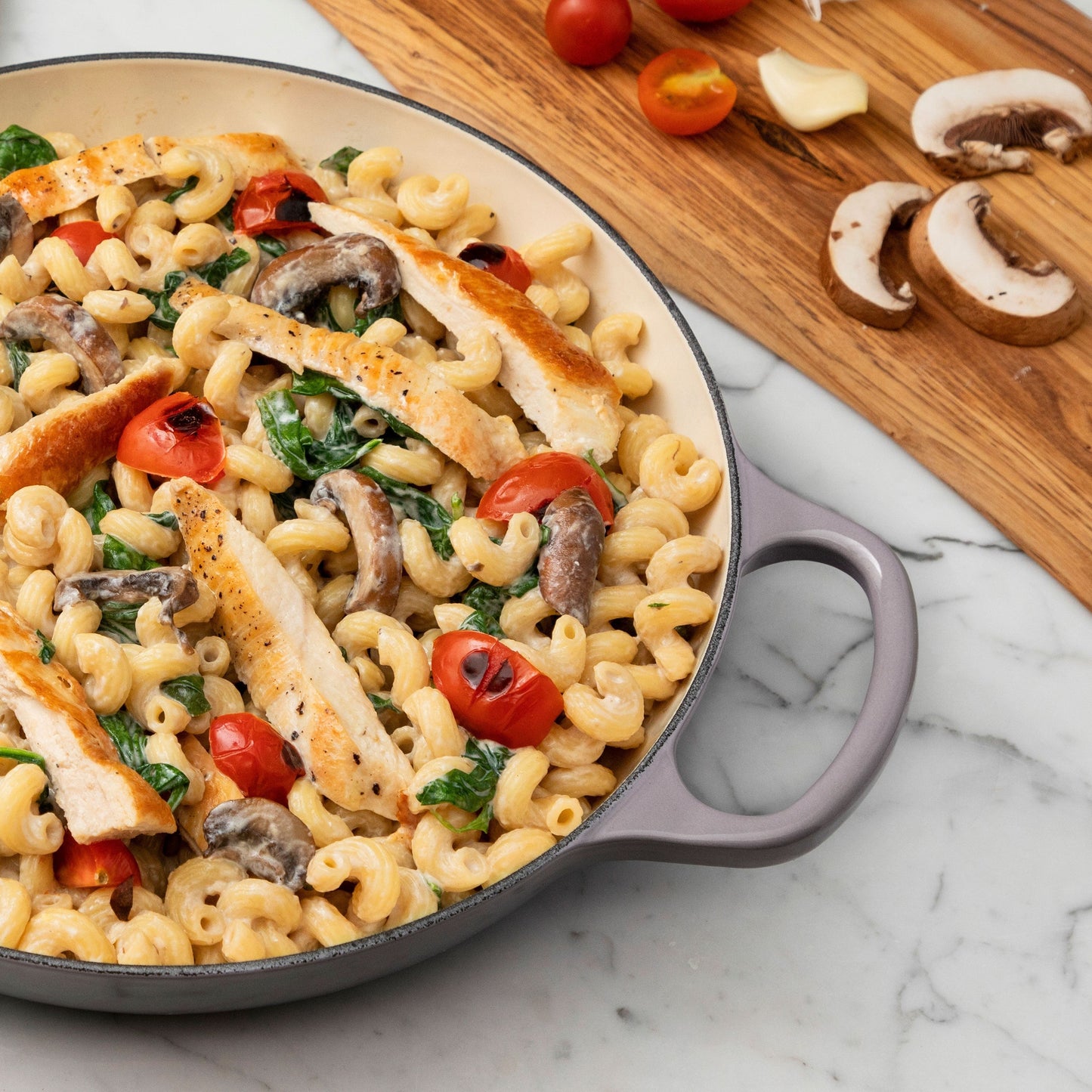 Le Creuset Signature Cast Iron 3.5-quart Oyster Braiser
