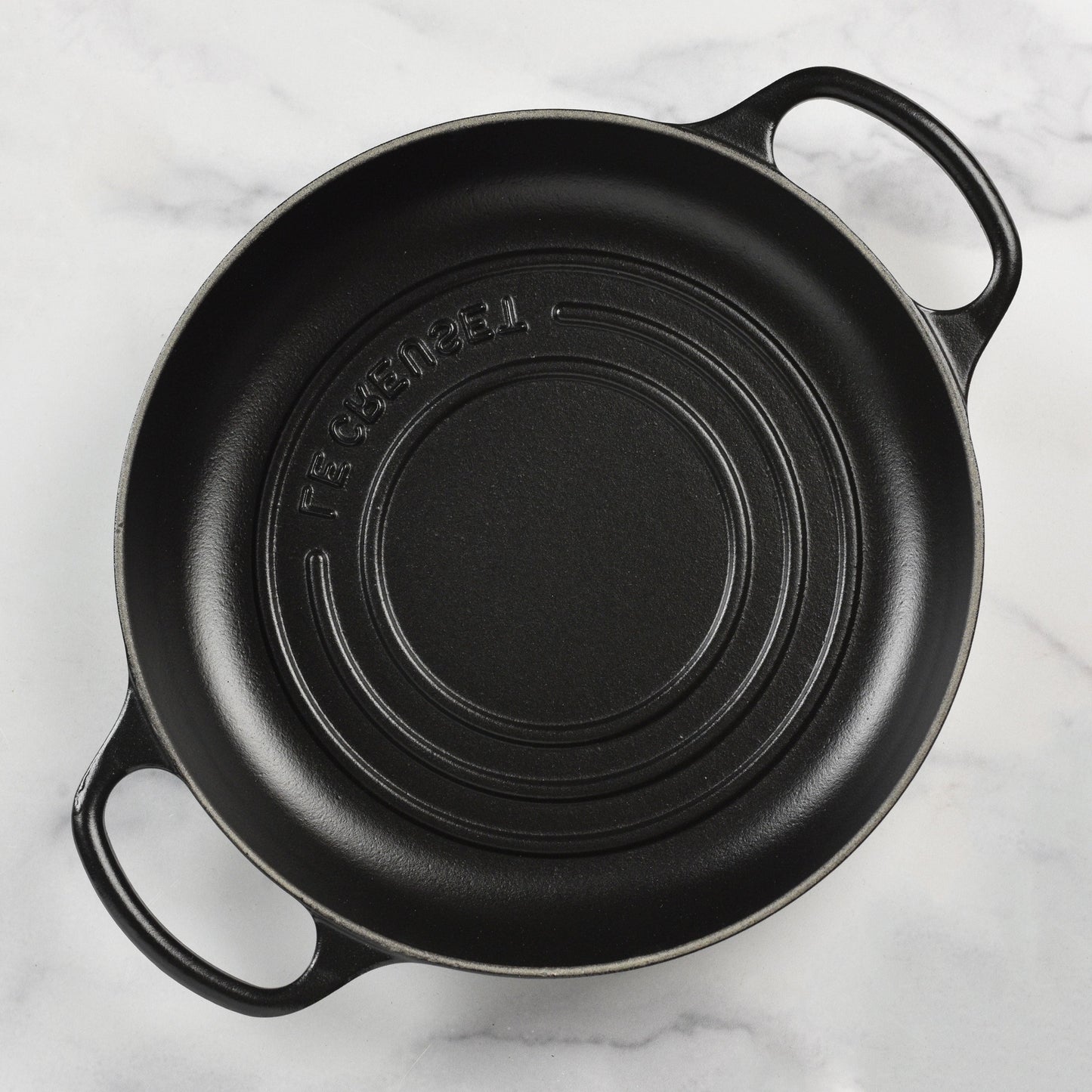 Le Creuset Signature Cast Iron 9.5" Licorice Bread Oven