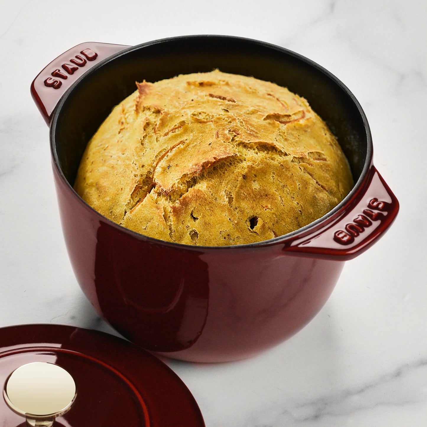Staub 1.5-quart Grenadine Petite French Oven